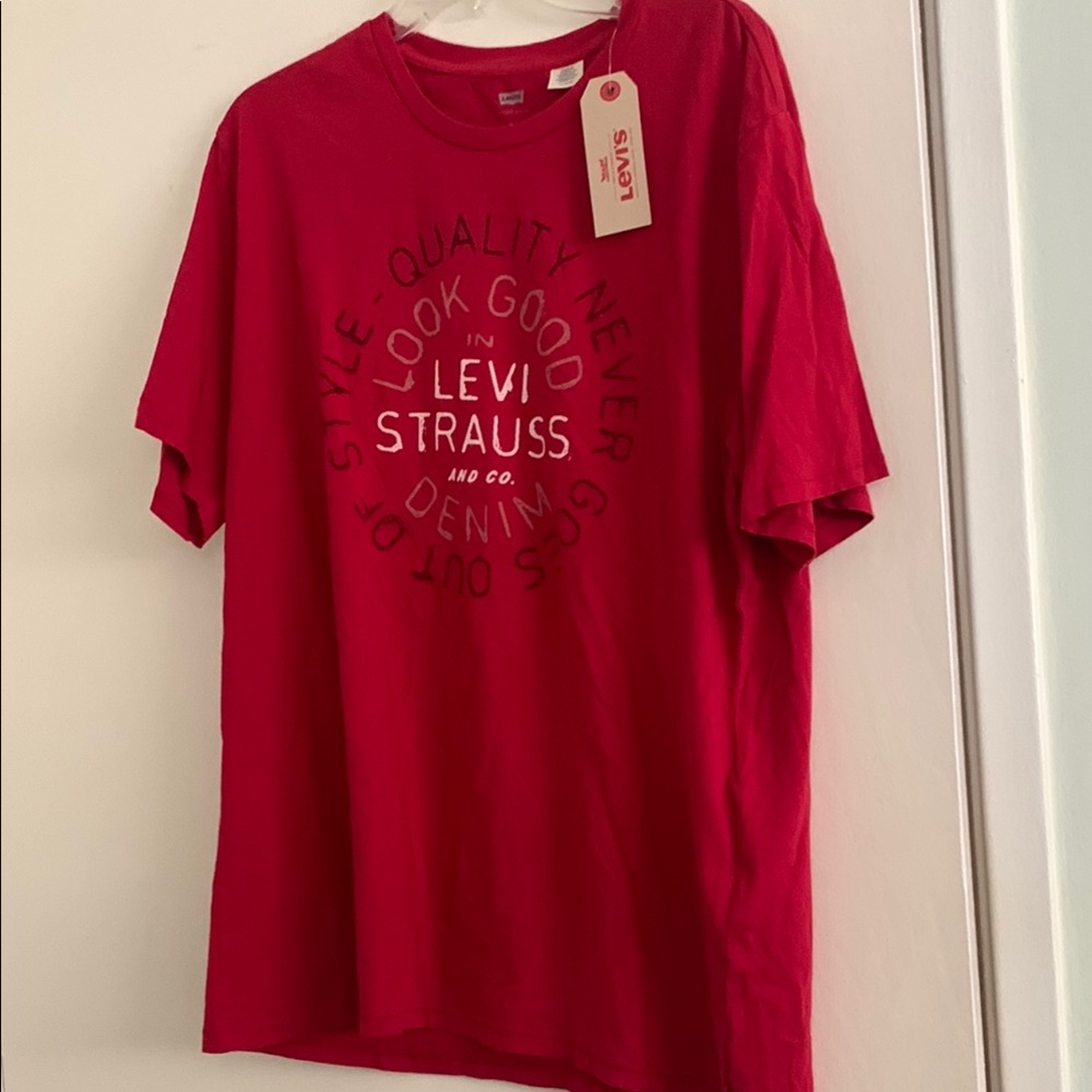Levi's Red Short Sleeve Tee Classic Crew Neck
